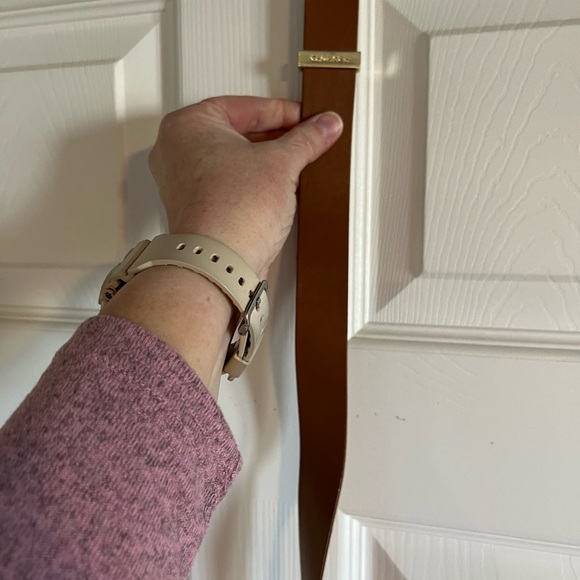 Calvin Klein Brown Leather Belt. Size 10. - Picture 3 of 9